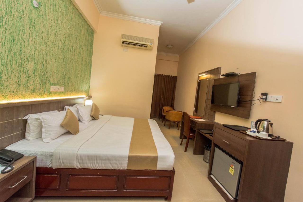 Kallada Golden Hotel Thrissur Eksteriør billede